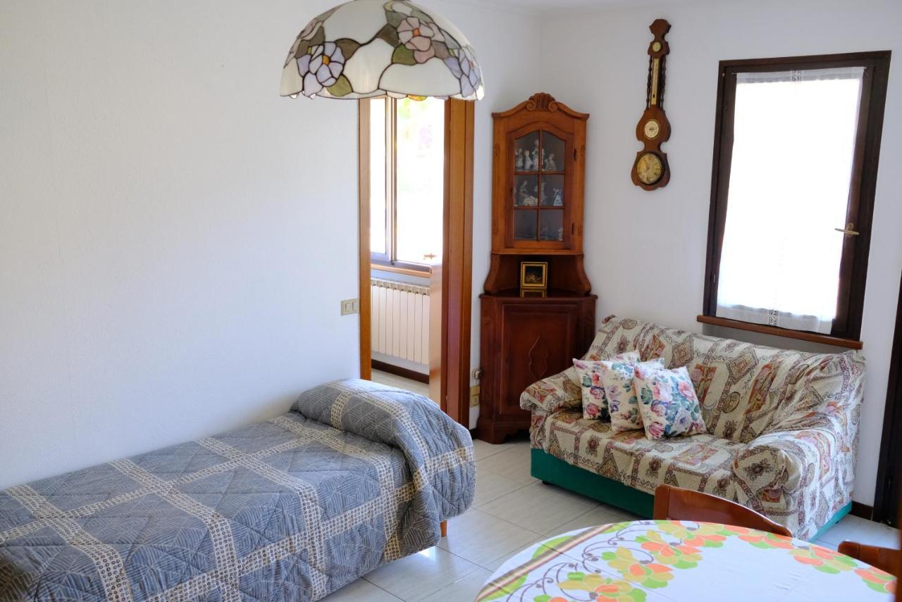 Hotel Il Canneto Porto Ceresio Dış mekan fotoğraf