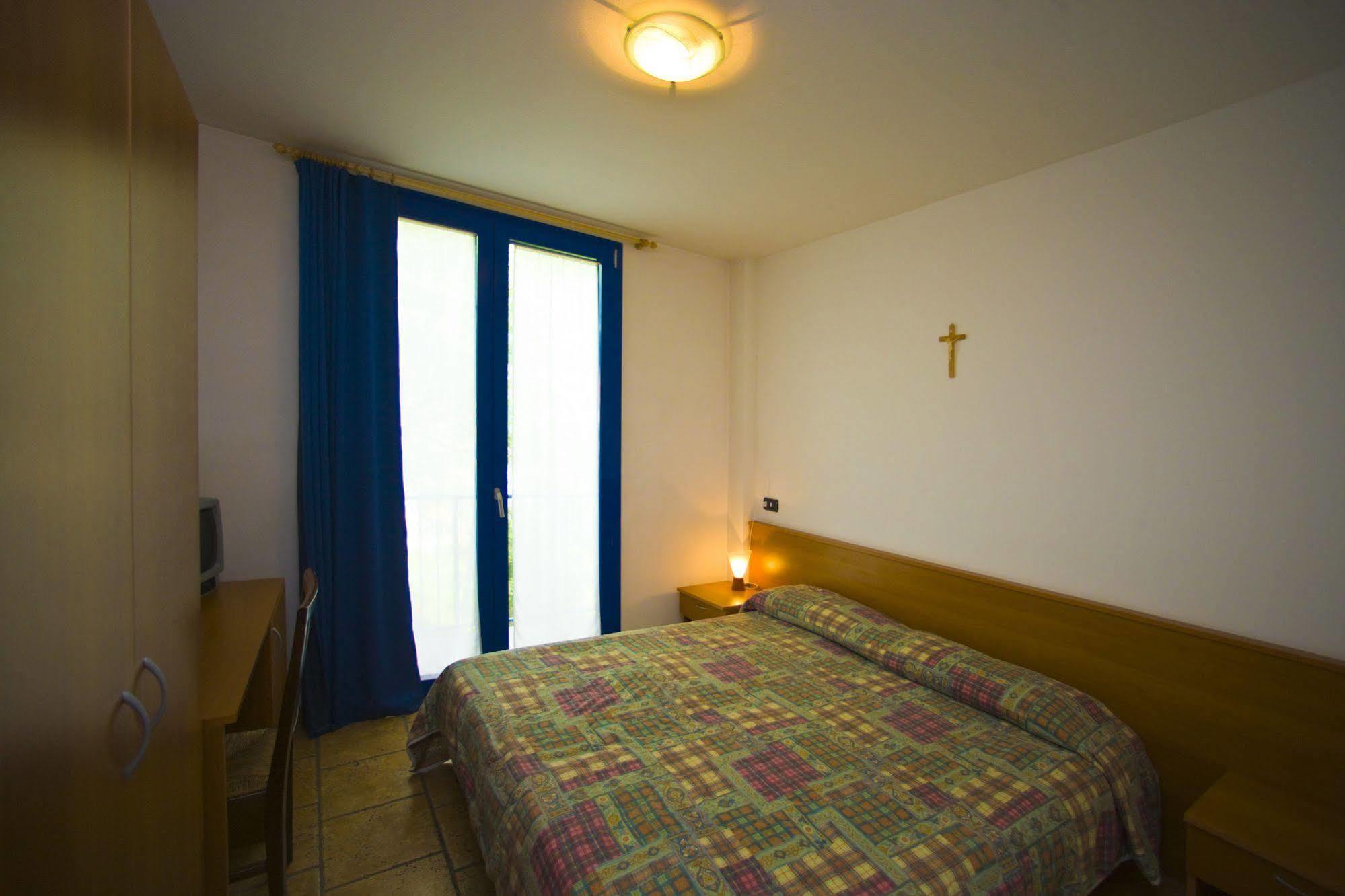 Hotel Il Canneto Porto Ceresio Dış mekan fotoğraf